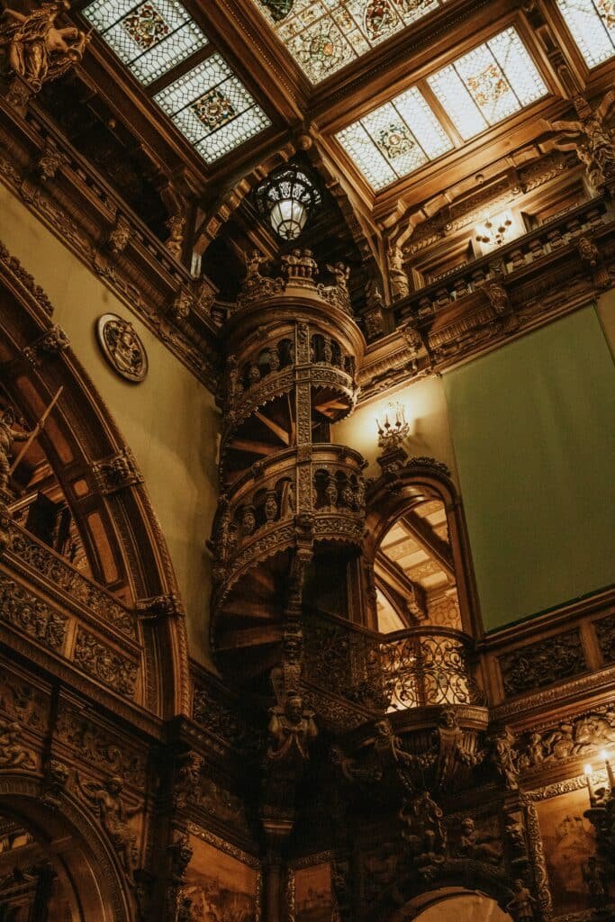 castillo-peles-dentro