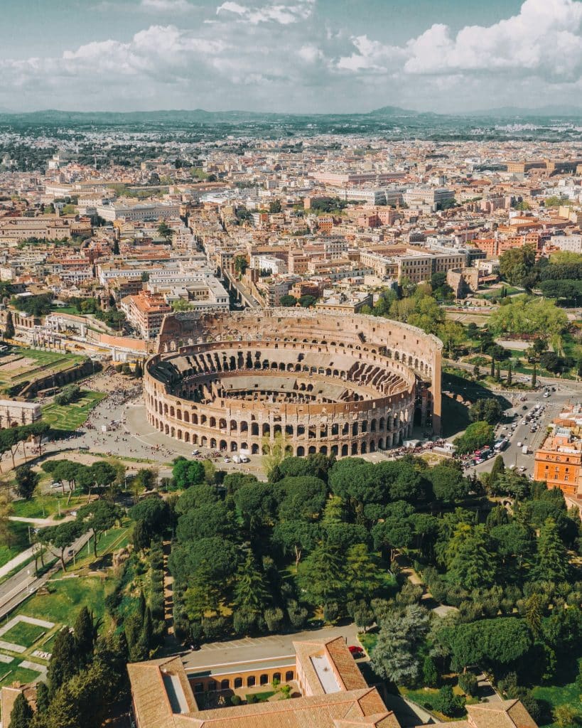 Vista aérea del Coliseo Romano